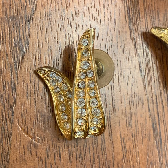 Vintage Givenchy Gold Tone Rhinestone Ribbon Post Earrings - Picture 5 of 6